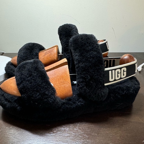 UGG Shoes - UGG Womens Black Fluff Yeah Sandal Slipper Faux Fur Furry Slingback Size 8
